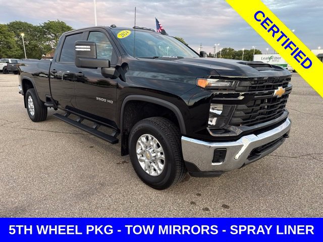 Used 2024 Chevrolet Silverado 3500 W/T AWD/4WD image 13