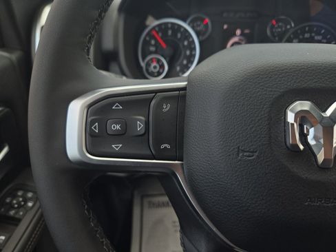 Used 2025 RAM 2500 Big Horn AWD/4WD image 19