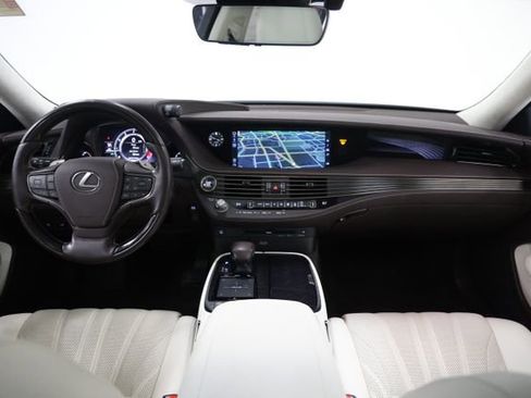 Used 2019 Lexus LS 500 AWD image 43