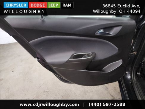Used 2018 Chevrolet Cruze LT FWD image 24