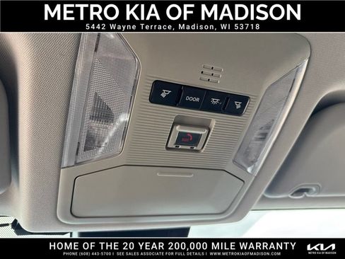Used 2021 Toyota RAV4 LE AWD/4WD image 29