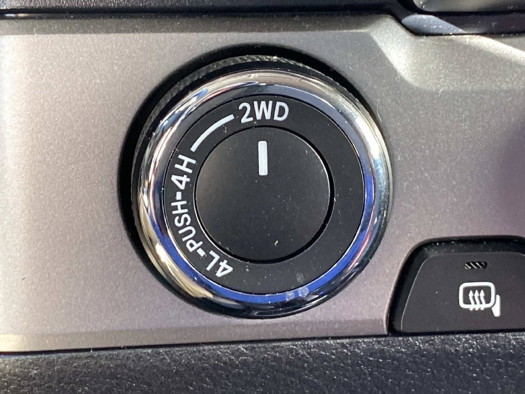 Used 2022 Toyota Tacoma SR5 AWD/4WD image 30
