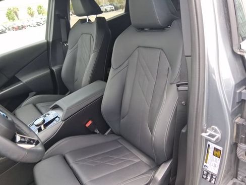 Used 2025 BMW X3 xDrive30i w/ Convenience Package AWD/4WD image 14