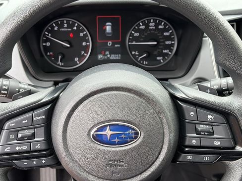 Used 2025 Subaru Crosstrek 2.5i Premium AWD/4WD image 12