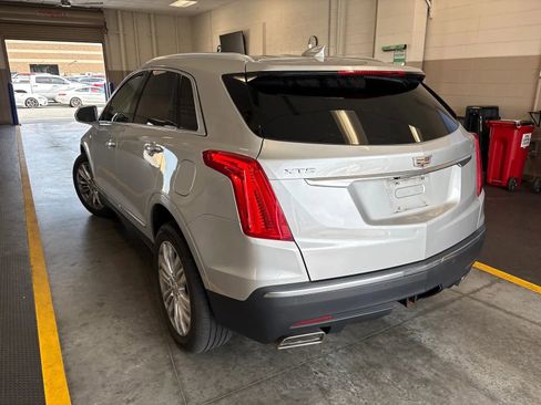 Used 2019 Cadillac XT5 Premium Luxury FWD image 6