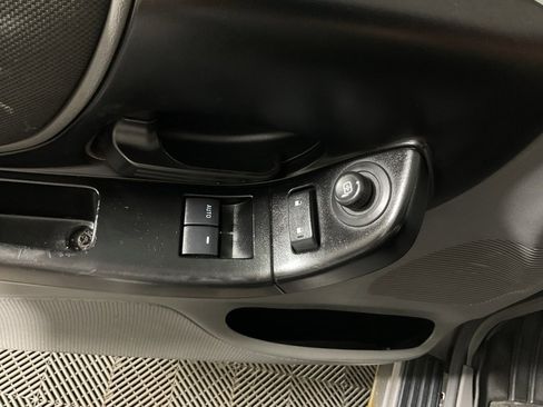 Used 2011 Ford Ranger XLT image 12