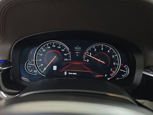 Used 2018 BMW 540i RWD image 22