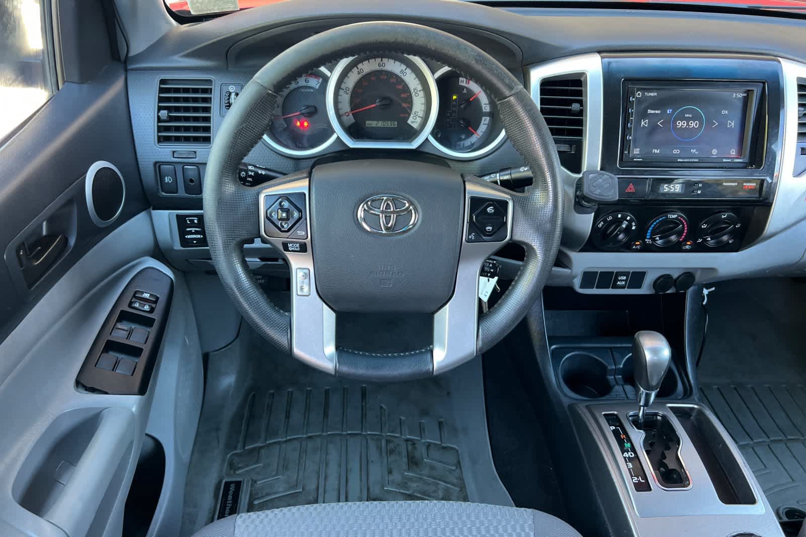 Used 2014 Toyota Tacoma PreRunner w/ SR5 Package RWD image 15