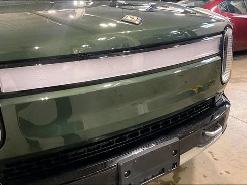 Used 2023 Rivian R1S Adventure AWD/4WD image 30