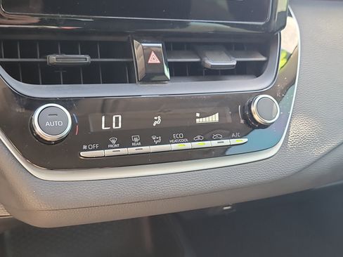 Certified 2024 Toyota Corolla LE FWD image 22