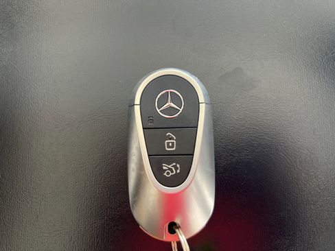 Certified 2023 Mercedes-Benz GLC 300 4MATIC image 23