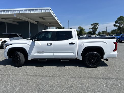 Used 2024 Toyota Tundra SR5 w/ SR5 Convenience Package AWD/4WD image 4