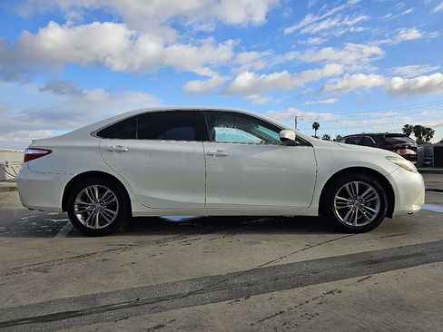 Used 2016 Toyota Camry SE FWD image 10