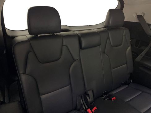 Used 2020 Kia Telluride SX w/ SX Prestige Package image 43