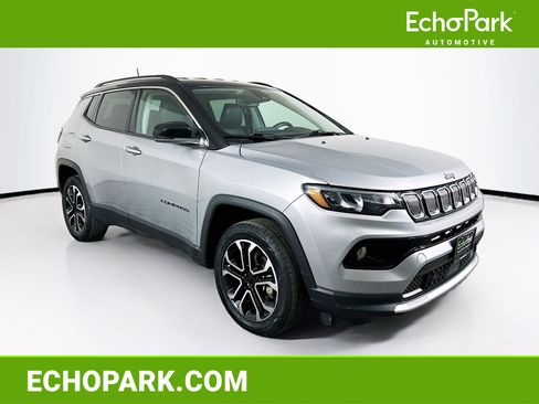 Used 2022 Jeep Compass Limited image 1