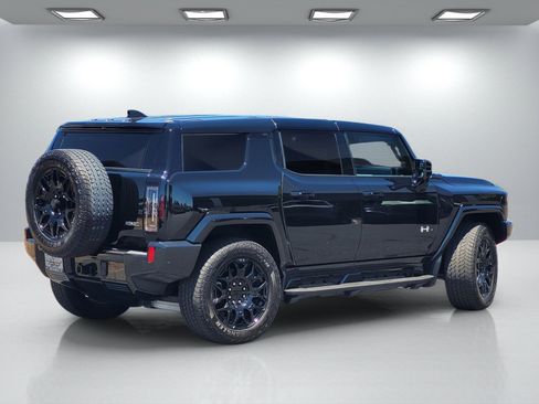 Used 2025 GMC Hummer EV 2X AWD/4WD image 4