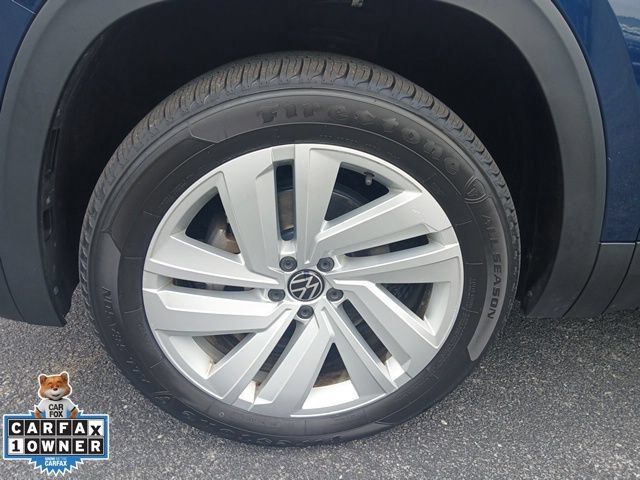 Used 2022 Volkswagen Atlas Cross Sport SE AWD/4WD image 2