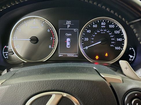 Used 2016 Lexus IS 200t RWD image 18