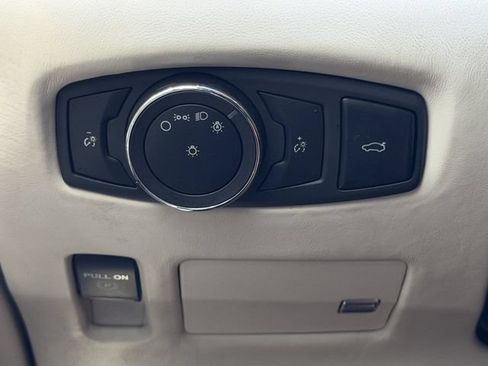 Used 2018 Lincoln Continental Black Label FWD image 36