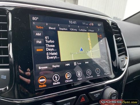 Used 2019 Jeep Grand Cherokee Altitude image 11