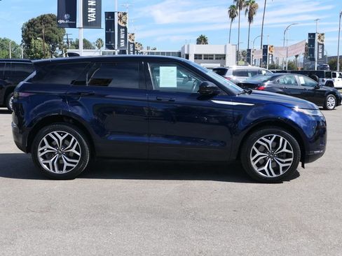 Used 2022 Land Rover Range Rover Evoque SE AWD/4WD image 2