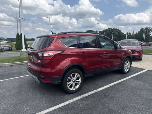 Used 2018 Ford Escape SE AWD/4WD image 3