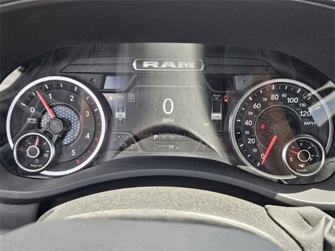 New 2025 RAM 2500 Big Horn AWD/4WD image 24