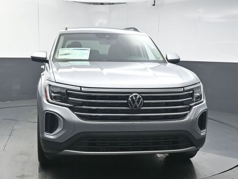 New 2026 Volkswagen Atlas SE image 3