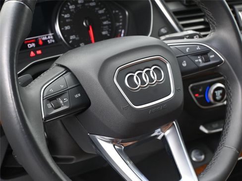 Used 2023 Audi Q5 2.0T Premium w/ Convenience Package image 22