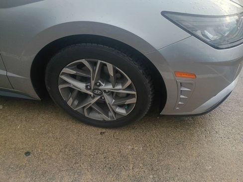 Used 2020 Hyundai Sonata SEL w/ Premium + Sunroof Package FWD image 15