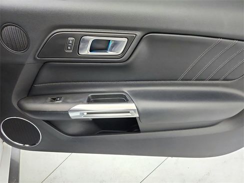 Used 2020 Ford Mustang GT Premium image 40