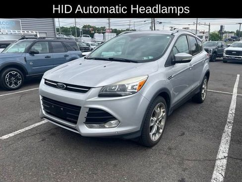 Used 2014 Ford Escape Titanium w/ Equipment Group 401A AWD/4WD image 2
