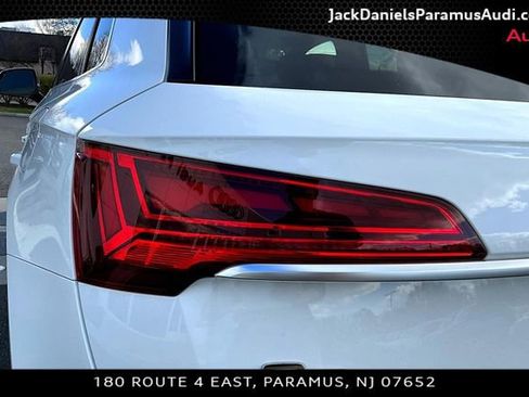 Used 2023 Audi Q5 e Premium Plus w/ Premium Plus Package image 22