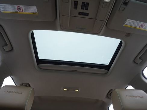 Used 2019 GMC Sierra 3500 Denali w/ Duramax Plus Package image 11