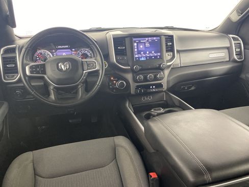 Used 2022 RAM 1500 Big Horn AWD/4WD image 16