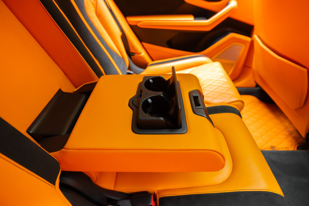Used 2022 Lamborghini Urus AWD/4WD image 60