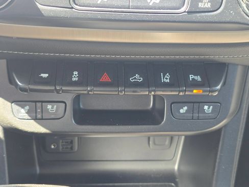Used 2020 GMC Canyon Denali AWD/4WD image 28