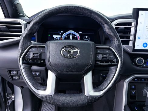 Used 2023 Toyota Tundra Platinum AWD/4WD image 33