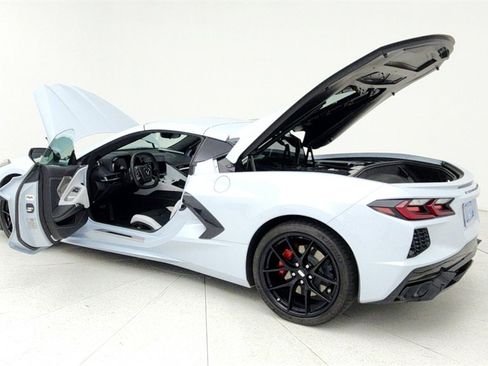 Certified 2024 Chevrolet Corvette Stingray Preferred Cpe w/ 2LT image 11