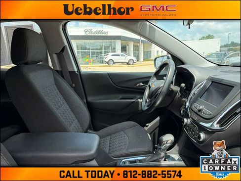 Used 2024 Chevrolet Equinox LT w/ LPO, Floor Liner Package FWD image 2