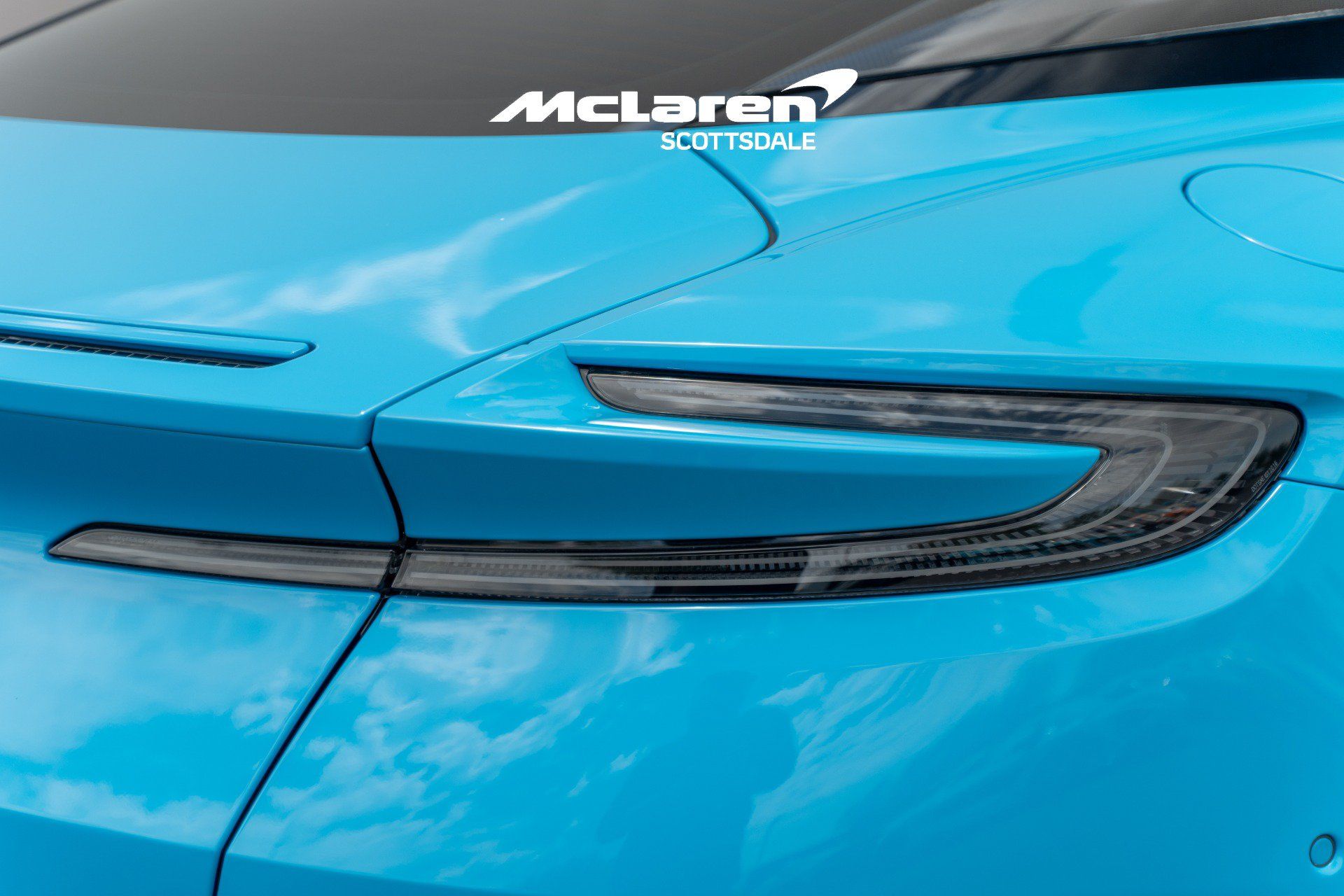 Used 2024 Aston Martin DB12 Coupe RWD image 29
