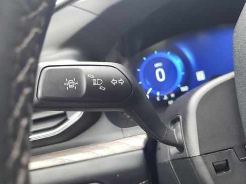 Used 2022 Ford Explorer Platinum w/ Equipment Group 601A image 26