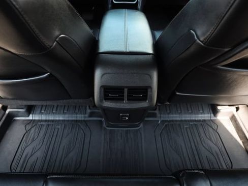 Used 2021 GMC Terrain SLT w/ Infotainment Package II AWD/4WD image 43