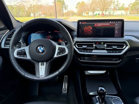 Certified 2024 BMW X3 xDrive30i w/ Premium Package image 3