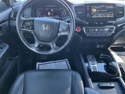 Used 2022 Honda Pilot Touring image 13