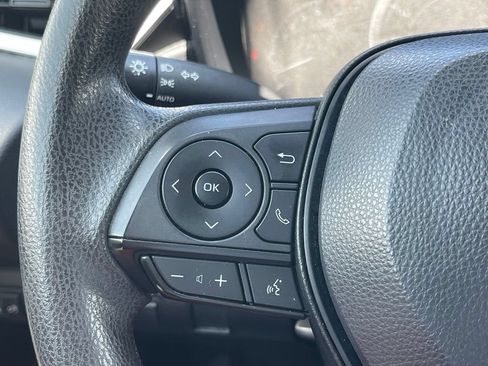 Used 2022 Toyota Corolla LE FWD image 20