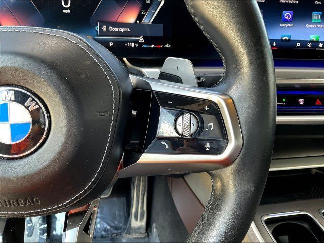 Used 2023 BMW 740i w/ Parking Assistance Package RWD image 14