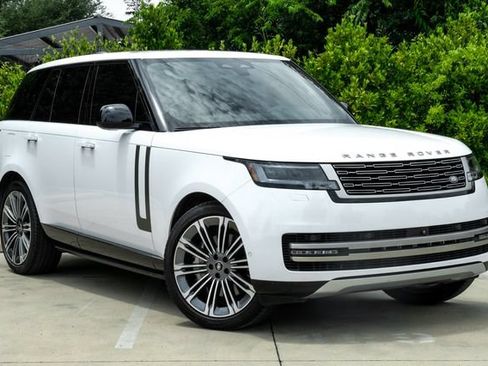 Used 2024 Land Rover Range Rover SE AWD/4WD image 7