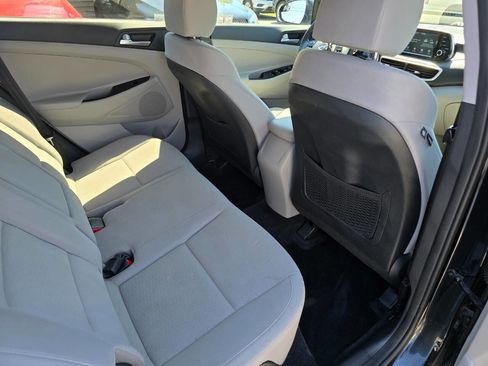 Used 2019 Hyundai Tucson SE image 26
