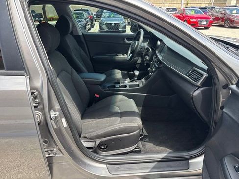 Used 2018 Kia Optima LX FWD image 44